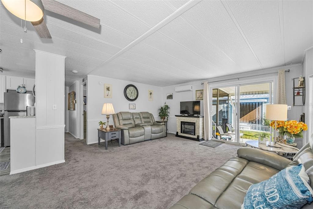 4454 TUCKER SQUARE photo 17