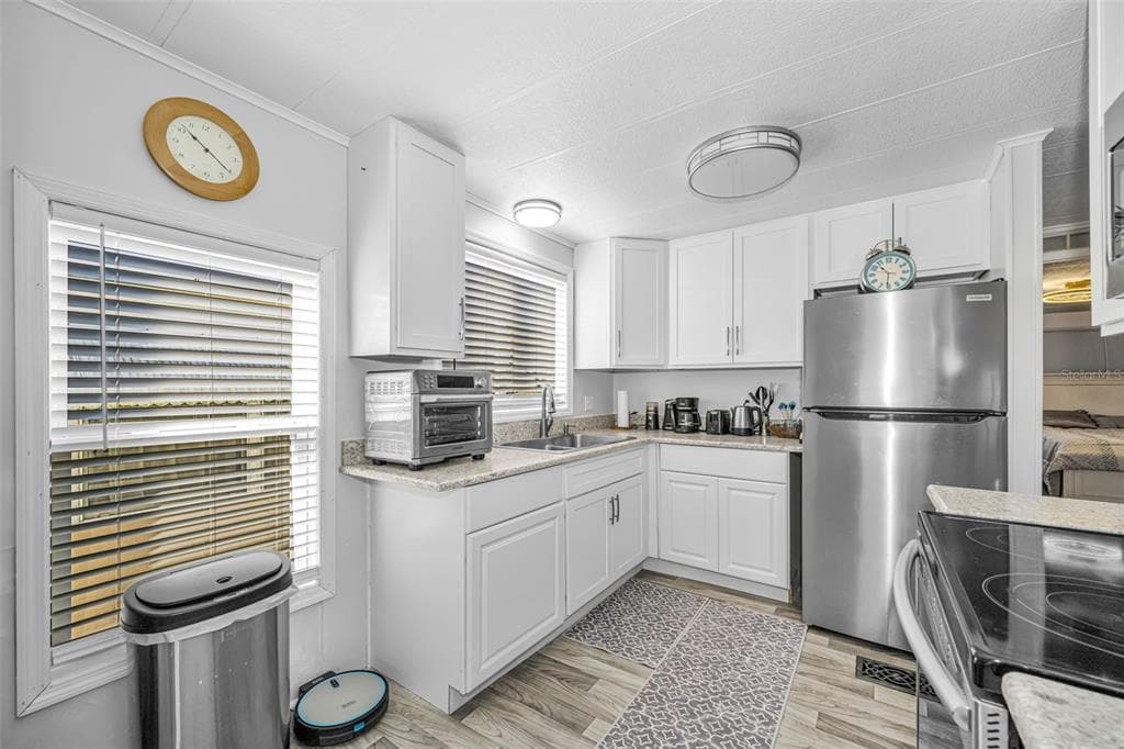 4454 TUCKER SQUARE photo 18