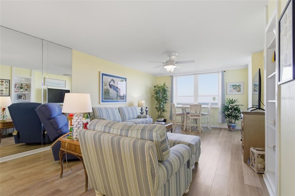 2616 COVE CAY DRIVE 502 photo 16