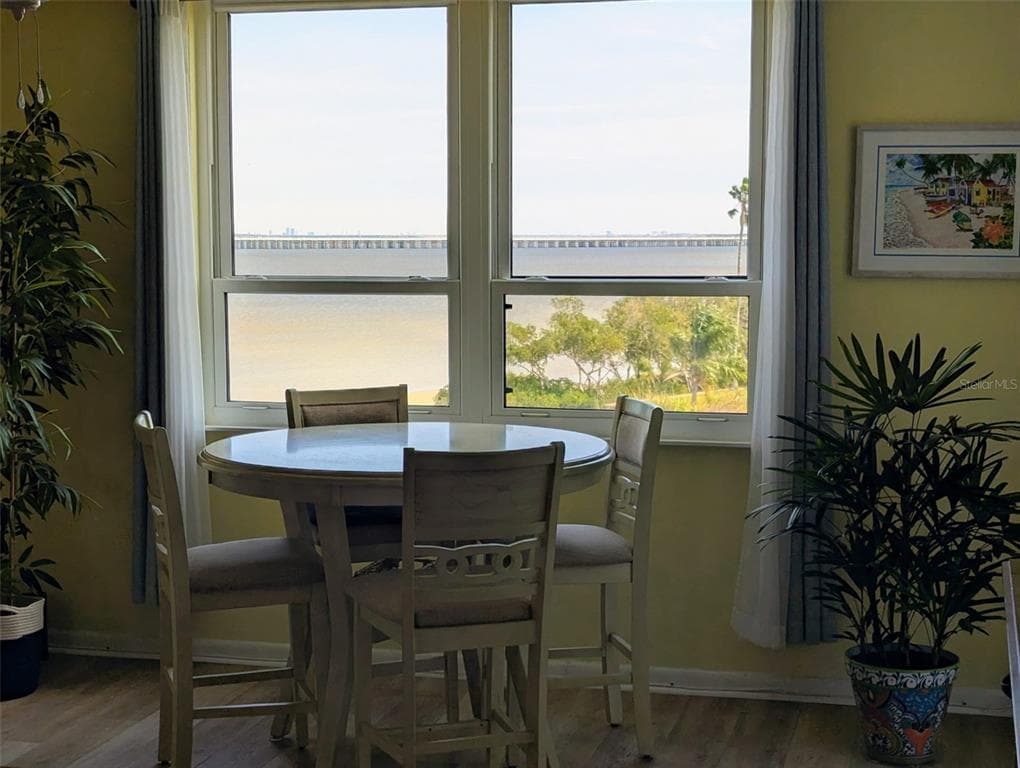 2616 COVE CAY DRIVE 502 photo 8