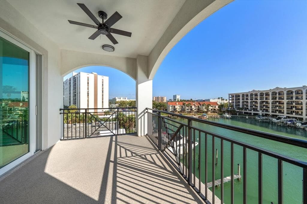 211 DOLPHIN POINT 401 photo 11