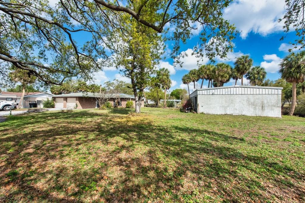 8848 W MILLPOINT ROAD photo 20