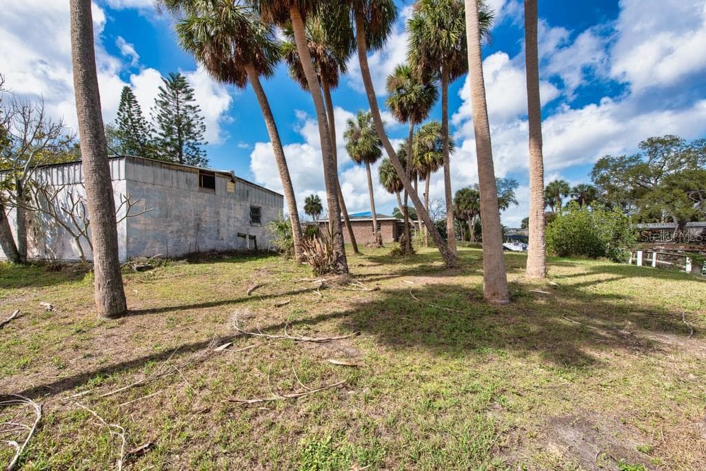 8848 W MILLPOINT ROAD photo 25
