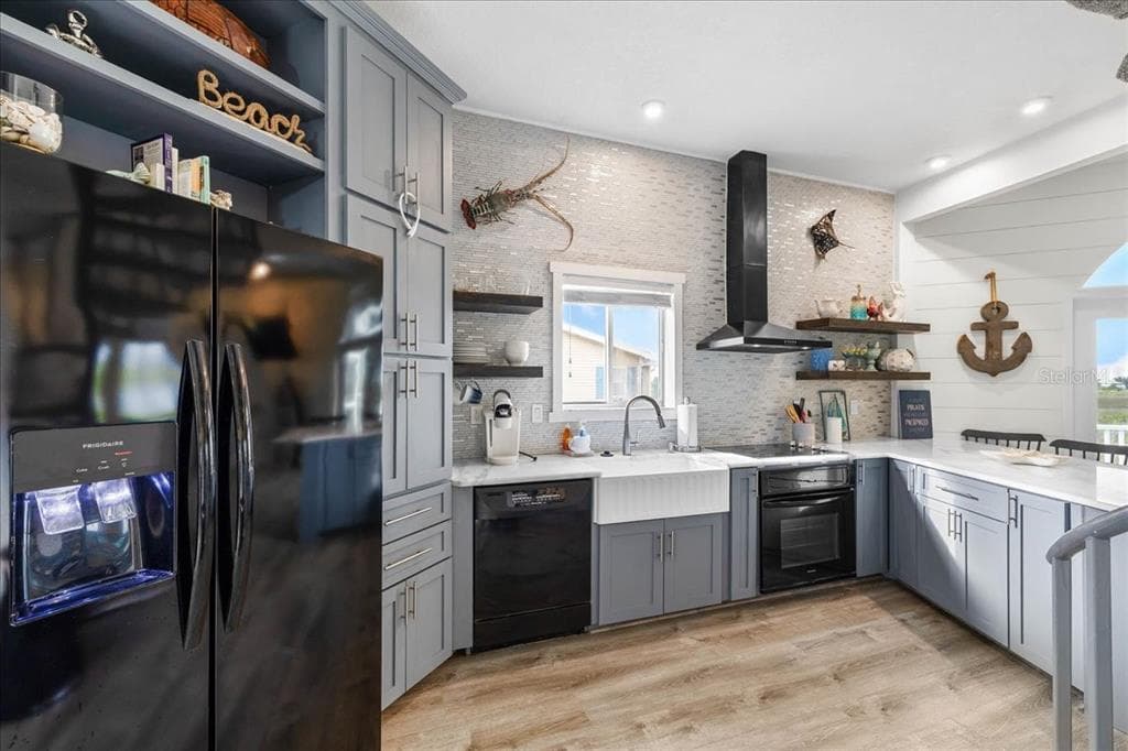 3460 CRAPE MYRTLE DRIVE photo 6