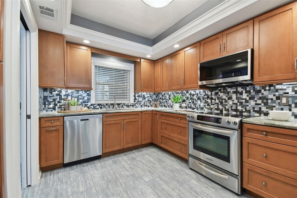 4950 GULF BOULEVARD 206 photo 10