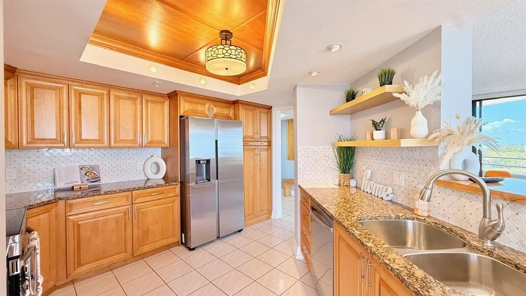 5940 PELICAN BAY PLAZA S 1105 photo 25