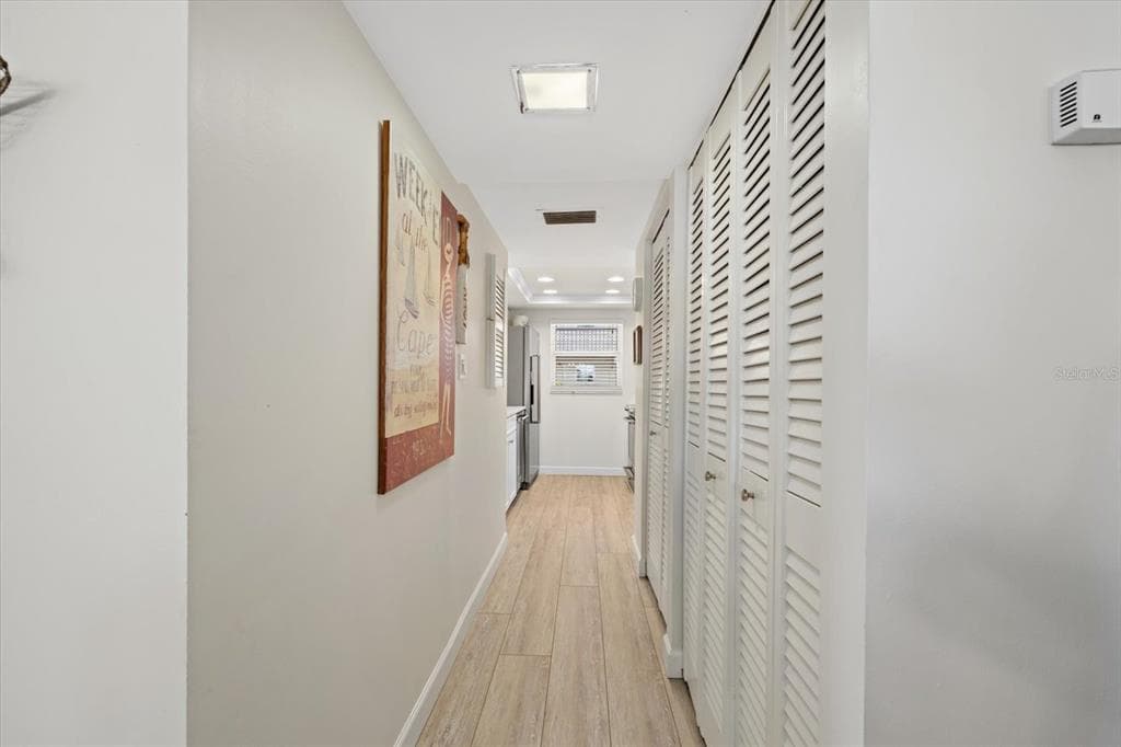 3240 GULF OF MEXICO DRIVE B402 photo 11