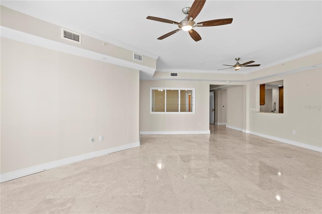300 BEACH DRIVE NE 1201 photo 12
