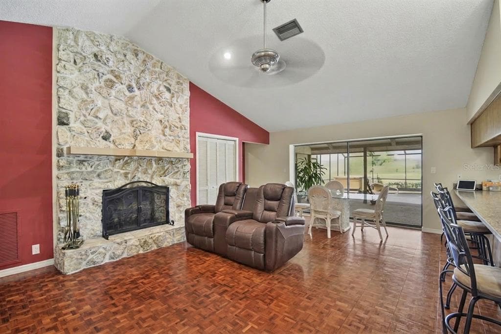 4375 SEDLEY LANE photo 3
