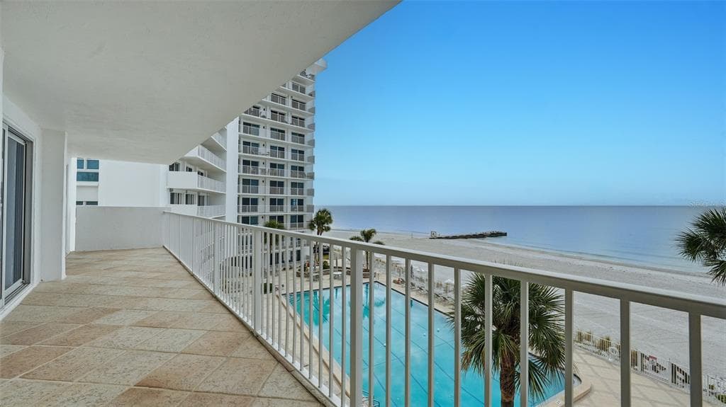 2301 GULF OF MEXICO DRIVE 43N photo 12