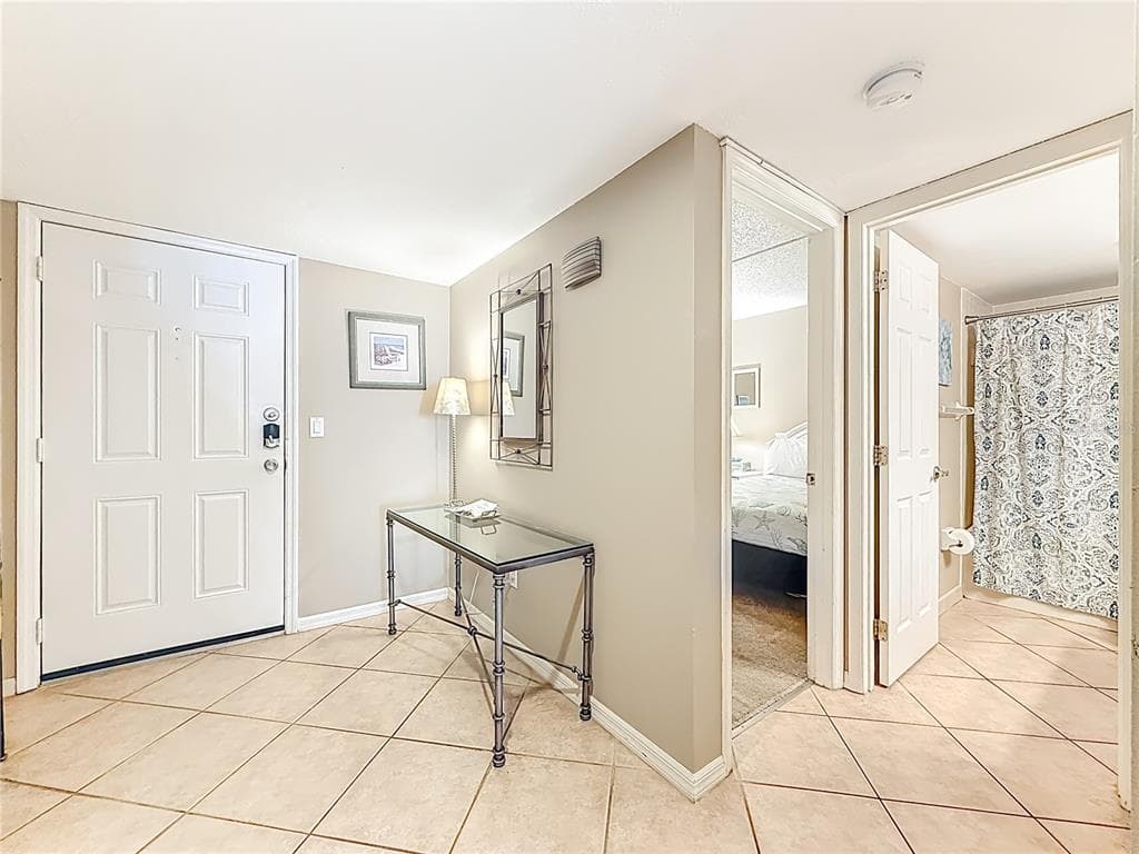 18400 GULF BOULEVARD 1312 photo 2