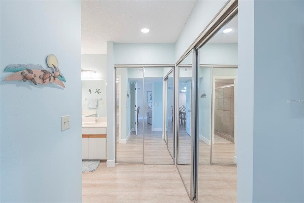 425 CERROMAR TERRACE 459 photo 15