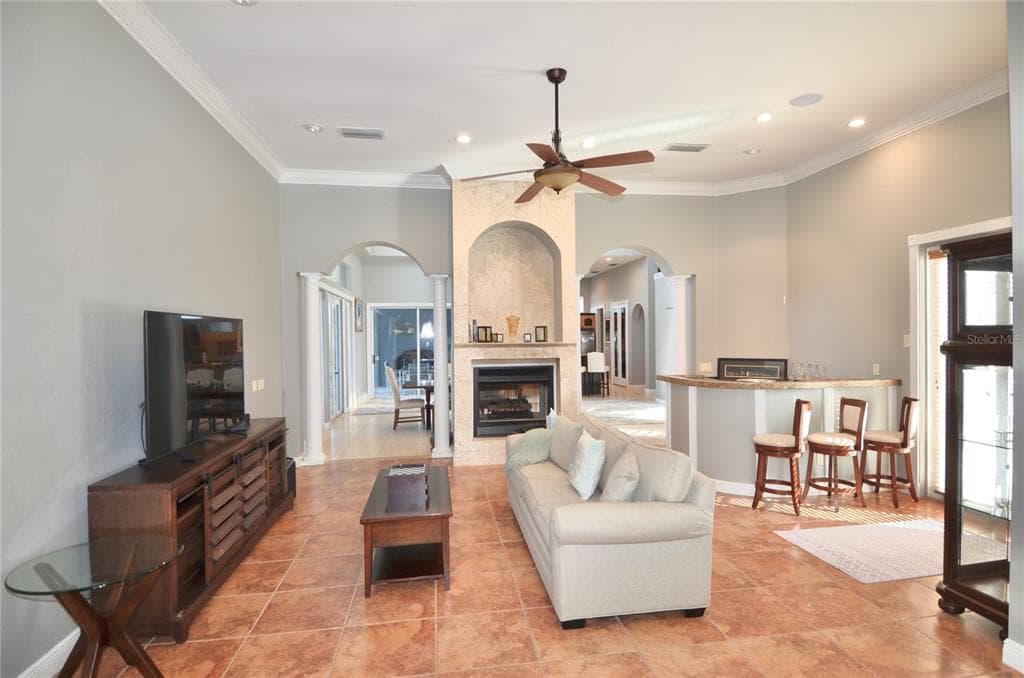 3605 STABILE ROAD photo 6
