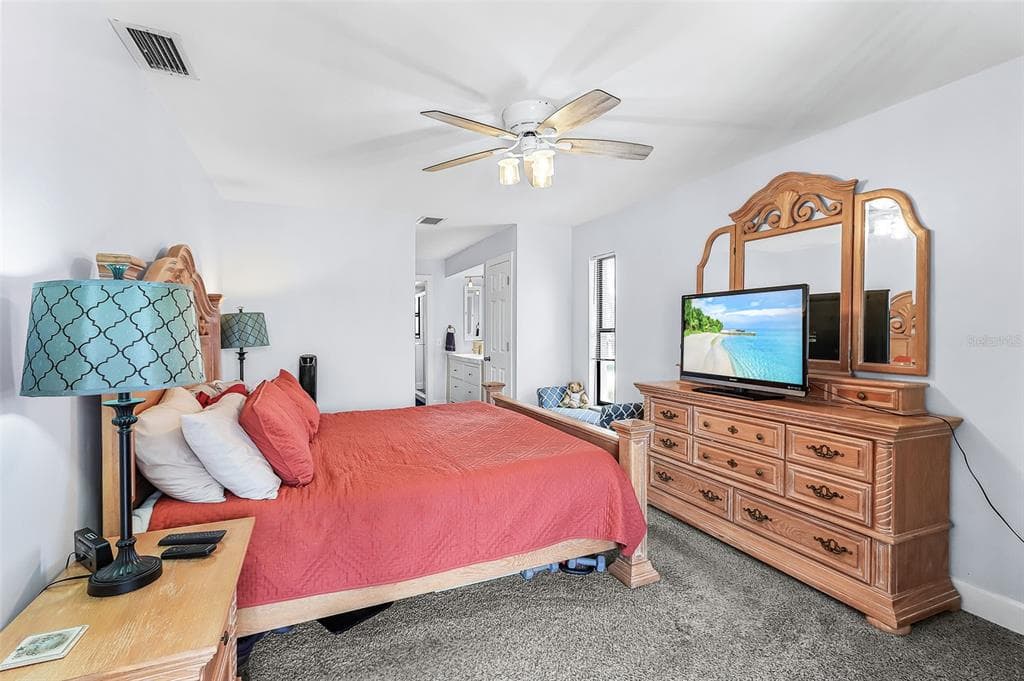 3935 COUNTRY CLUB BOULEVARD 17 photo 17