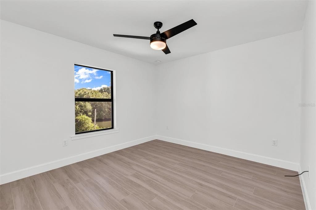18514 ASHCROFT CIRCLE photo 19
