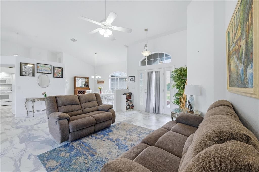 300 BAYTREE DRIVE photo 8