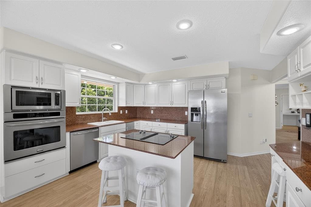 6107 MARBELLA BOULEVARD photo 20