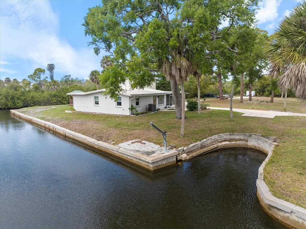119 POMPANO LANE photo 6