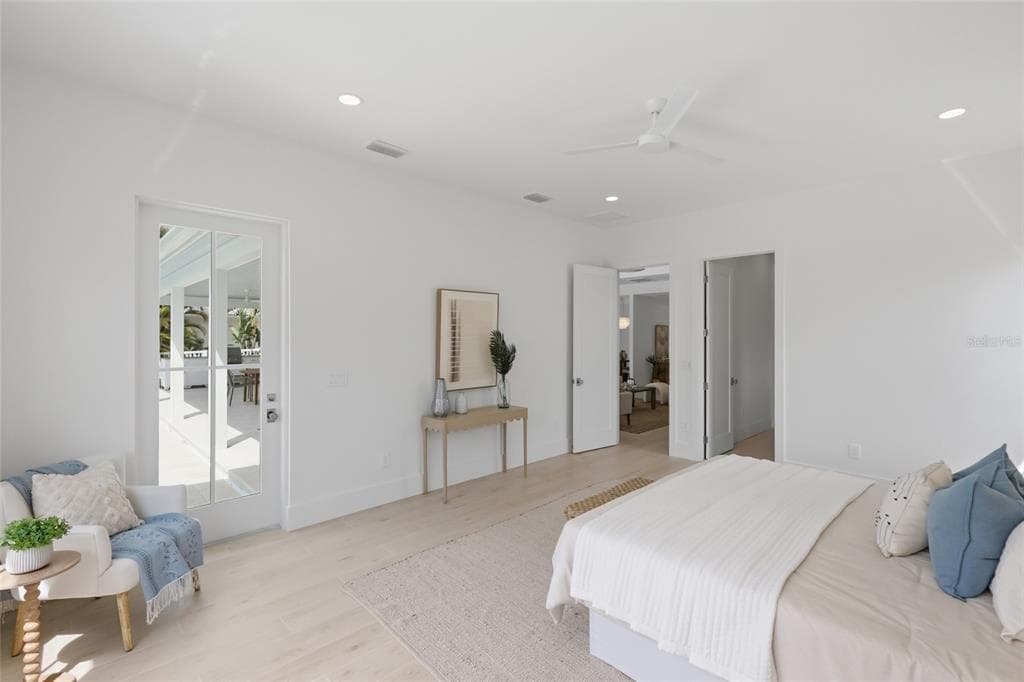 680 KEY ROYALE DRIVE photo 23