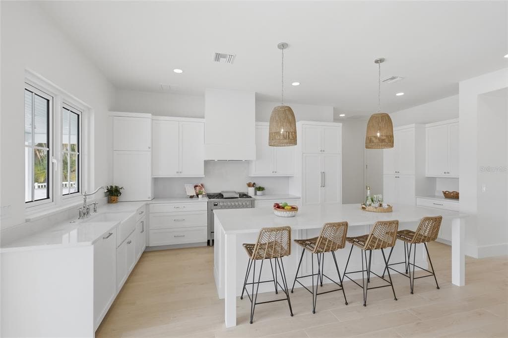 680 KEY ROYALE DRIVE photo 13