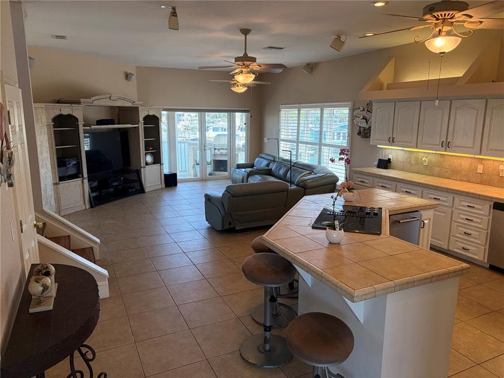 6441 CLARK STREET photo 6