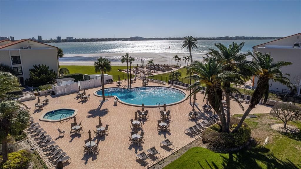 830 S GULFVIEW BOULEVARD 501 photo 2