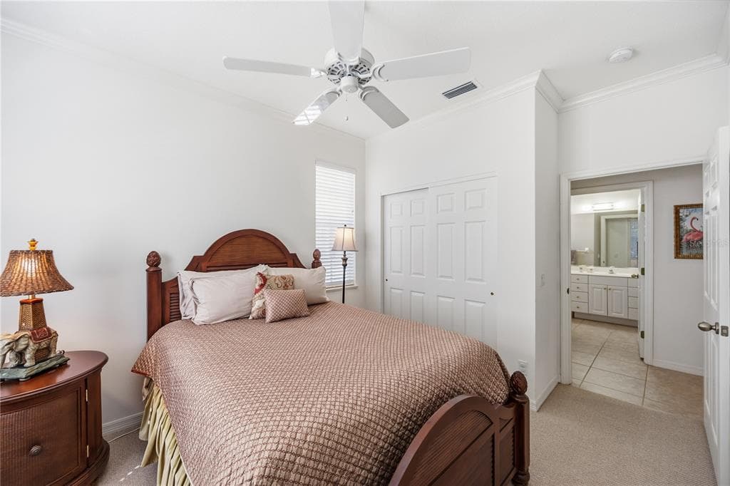 115 WOODBRIDGE DRIVE 201 photo 23