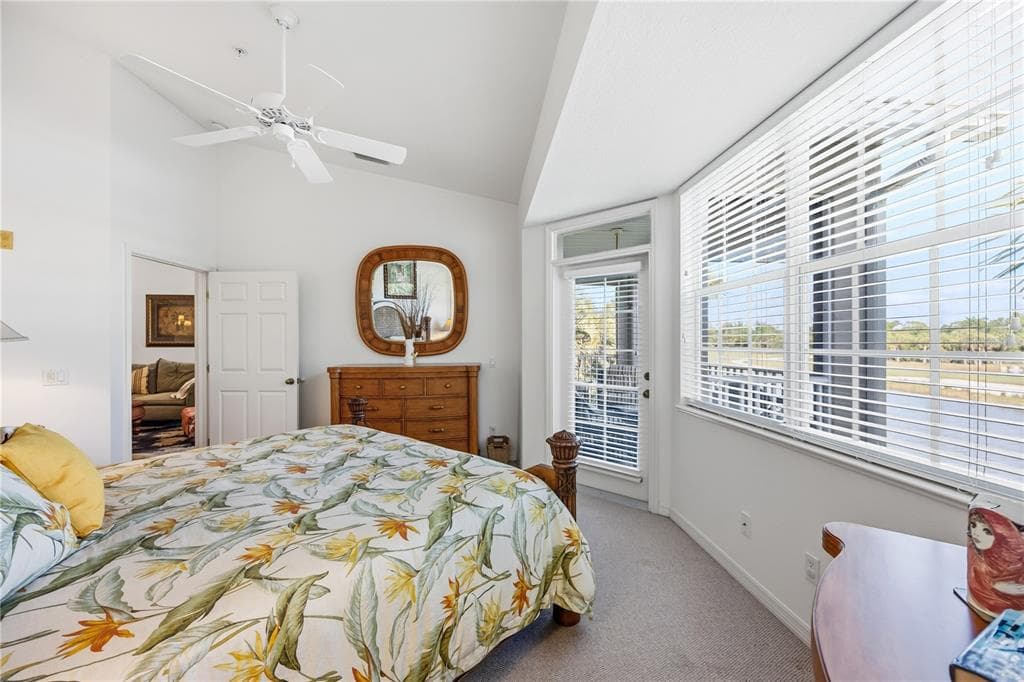 115 WOODBRIDGE DRIVE 201 photo 15