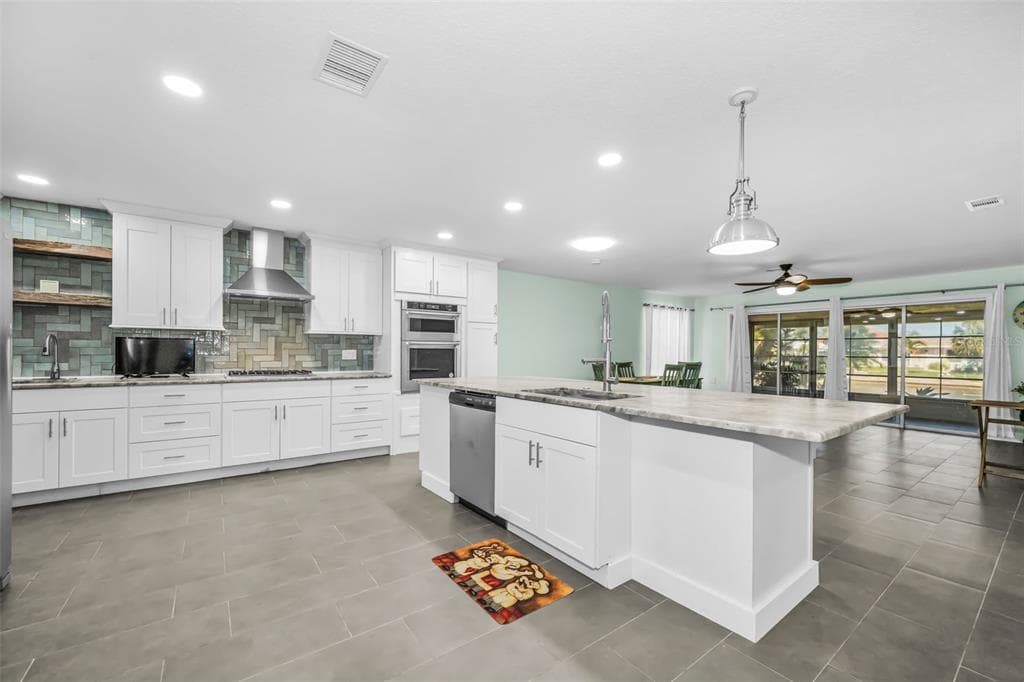 3931 HEADSAIL DRIVE photo 25