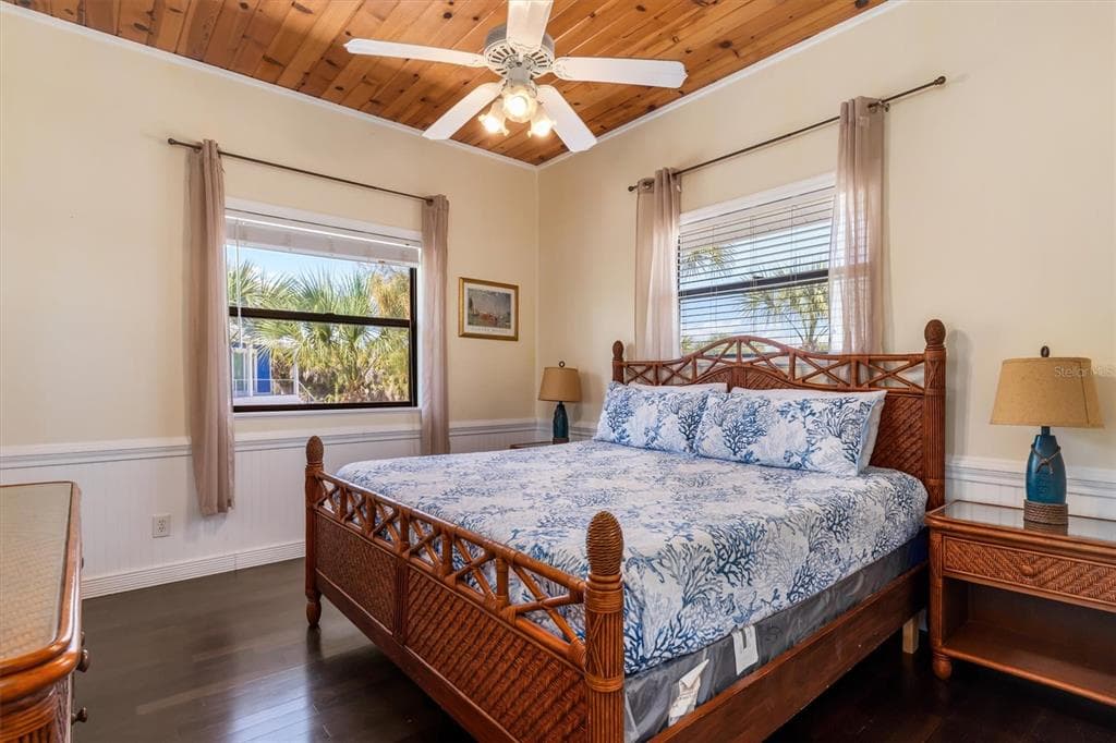 51 PALM DRIVE photo 19