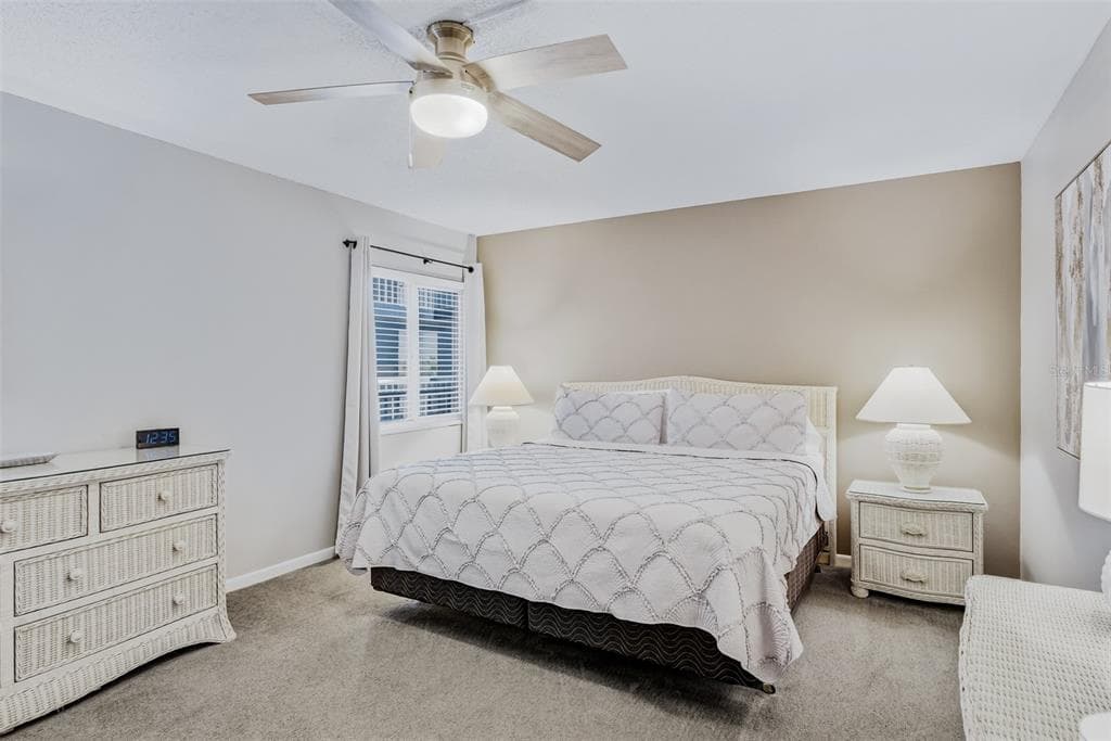 18500 GULF BOULEVARD 404 photo 24