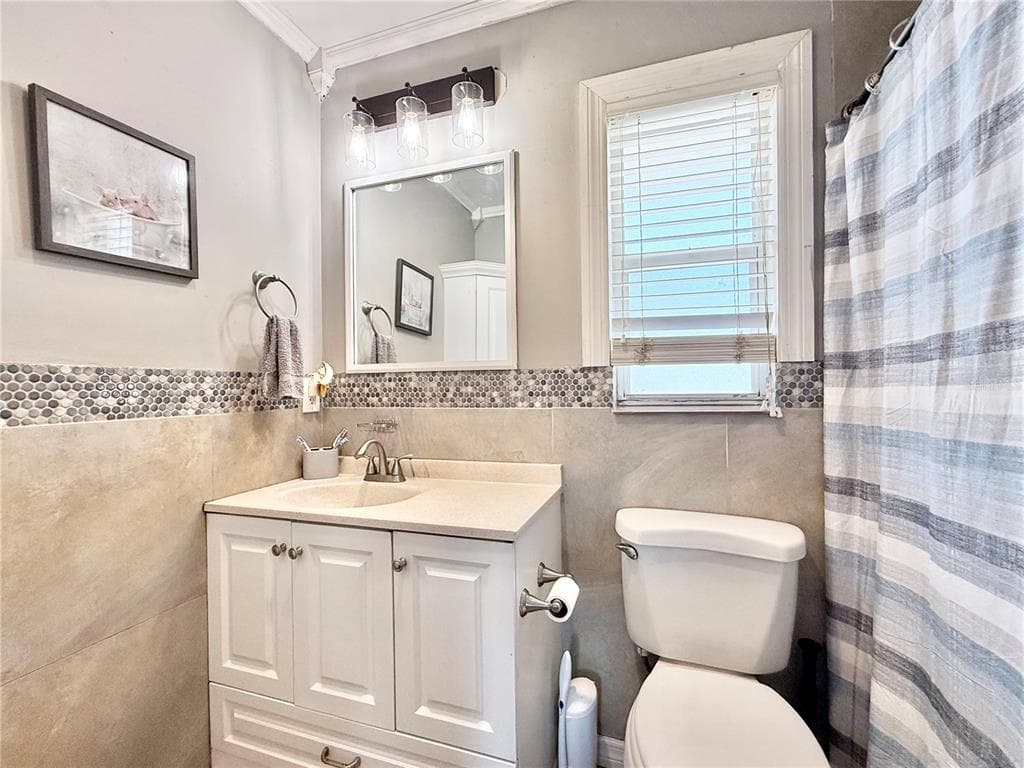 1784 TAYLOR LAKE PLACE photo 16