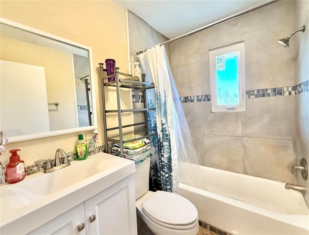 1784 TAYLOR LAKE PLACE photo 24