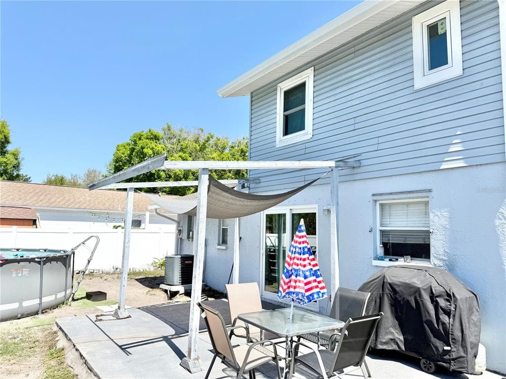 1784 TAYLOR LAKE PLACE photo 18