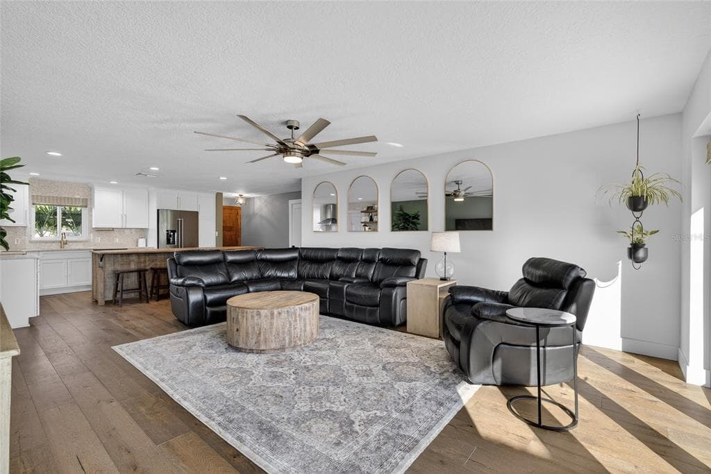 2171 LAGOON DRIVE photo 13