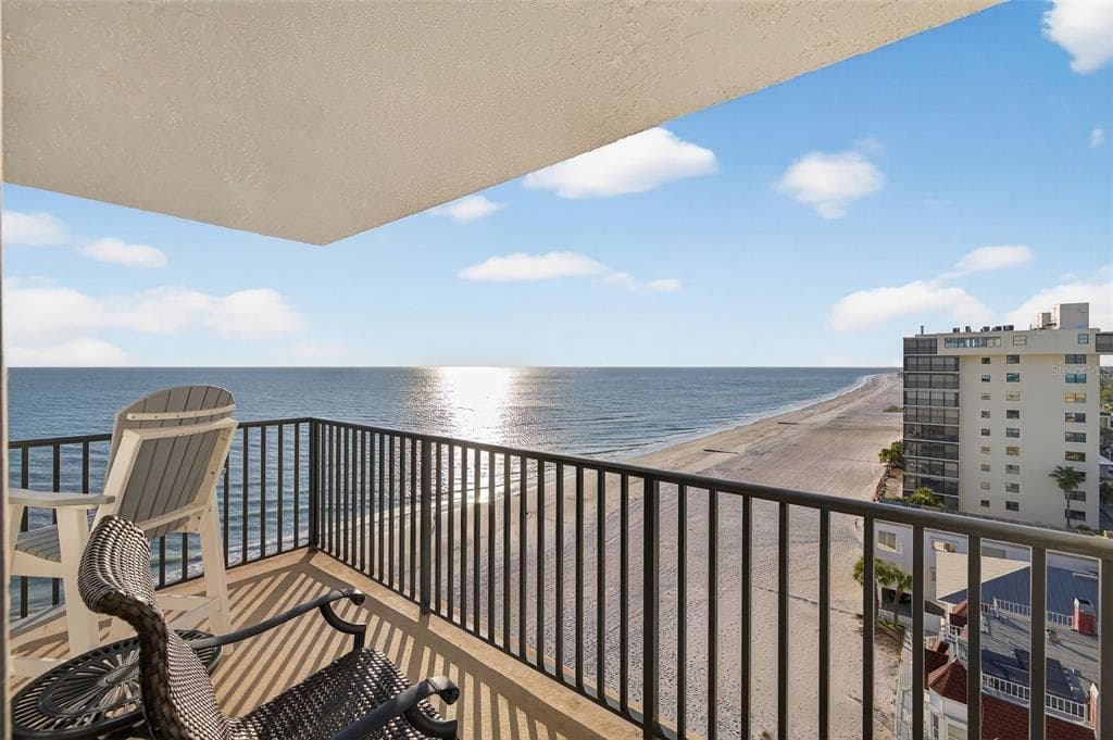 15316 GULF BOULEVARD 903 photo 3