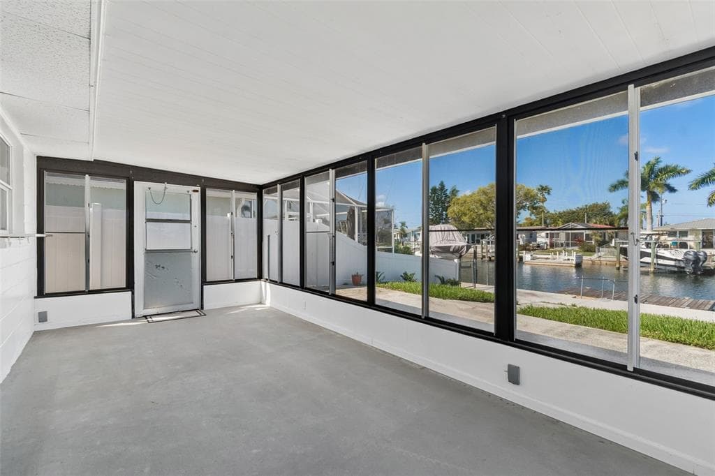 4931 POMPANO DRIVE photo 24