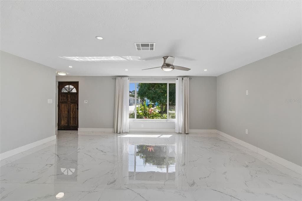 4931 POMPANO DRIVE photo 8