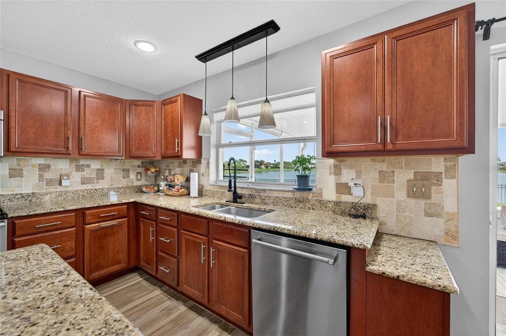 5325 SANDY SHELL DRIVE photo 22