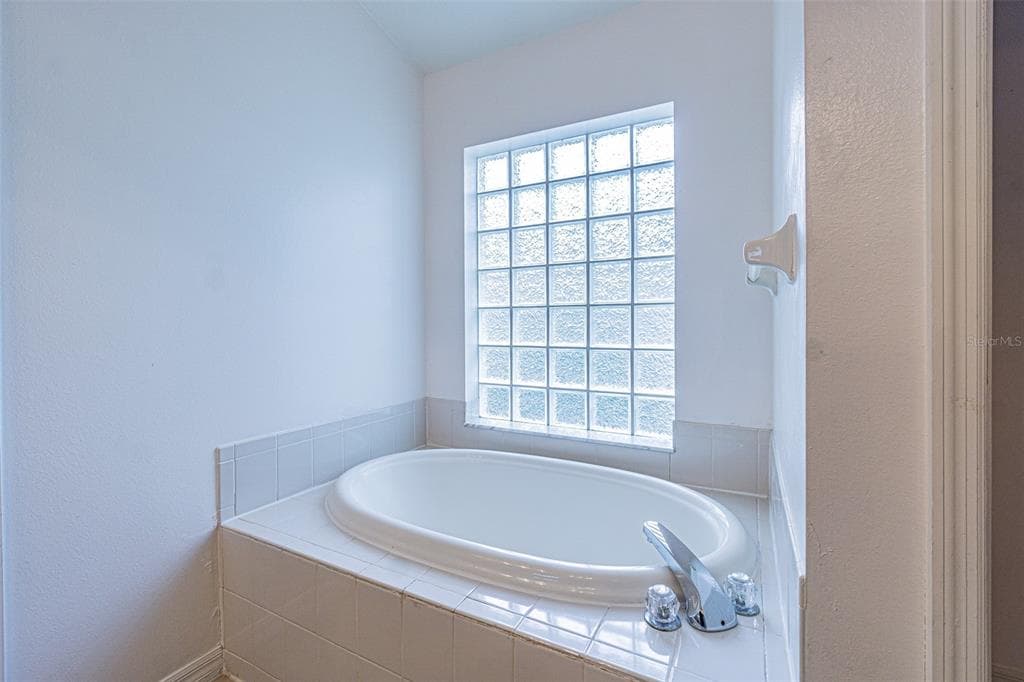 18024 ARBOR CREST DRIVE photo 10