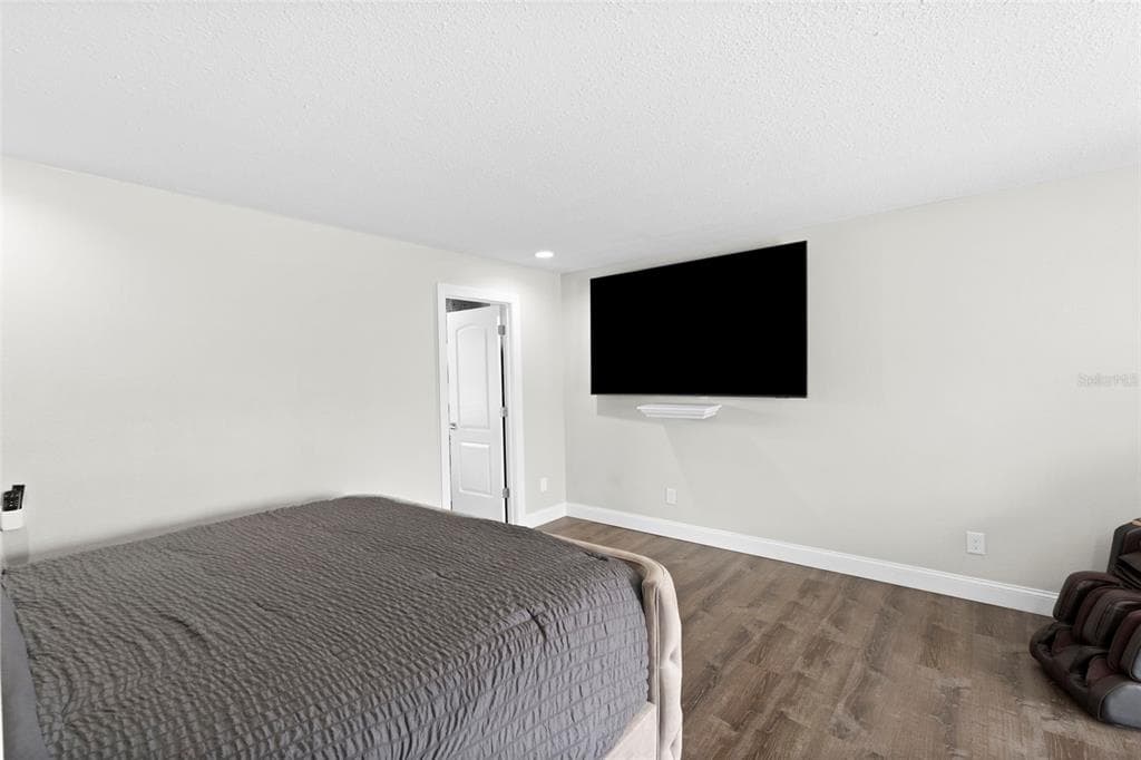 10525 HOMESTEAD DRIVE photo 18