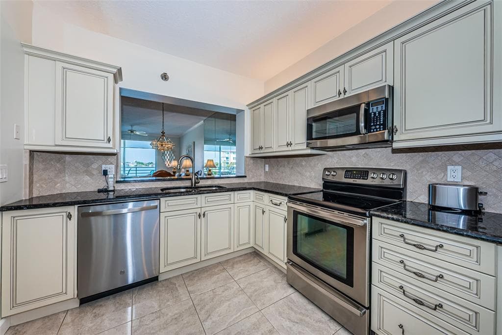 7979 SAILBOAT KEY BOULEVARD S 205 photo 10
