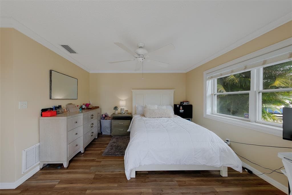 2017 COVE DRIVE photo 23