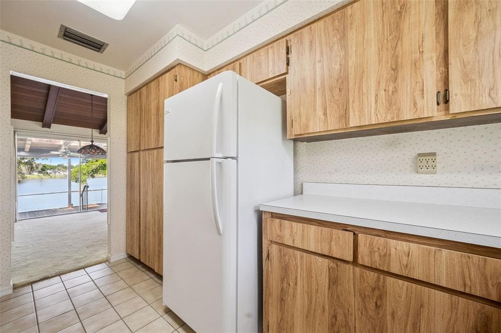 2874 E CROOKED LAKE DRIVE photo 23