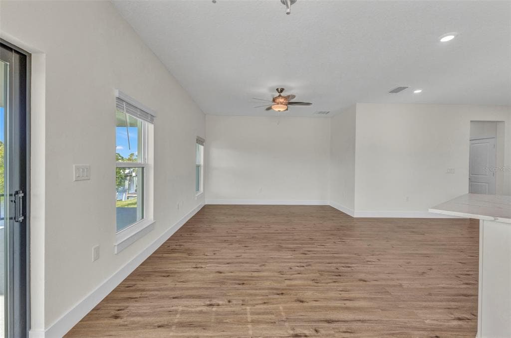12299 ALBRECHT TERRACE photo 21