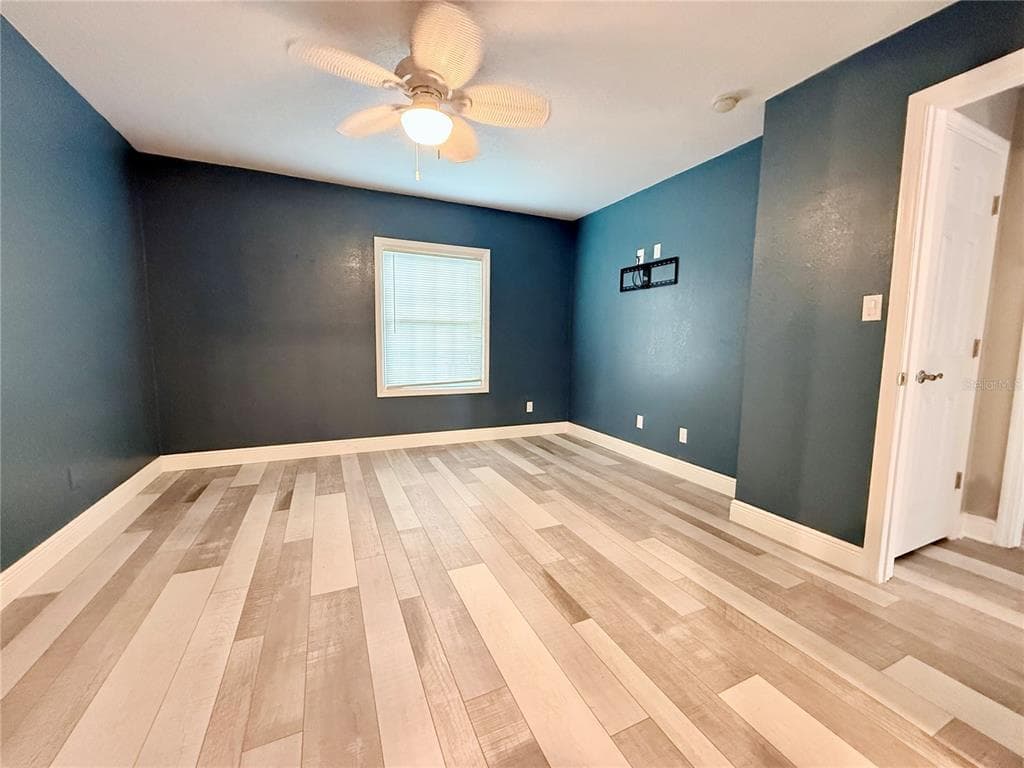 5075 STARFISH DRIVE SE B photo 23