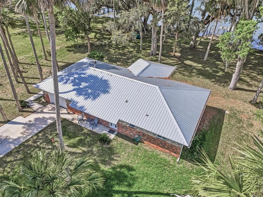 4368 N OCEAN SHORE BLVD photo 2