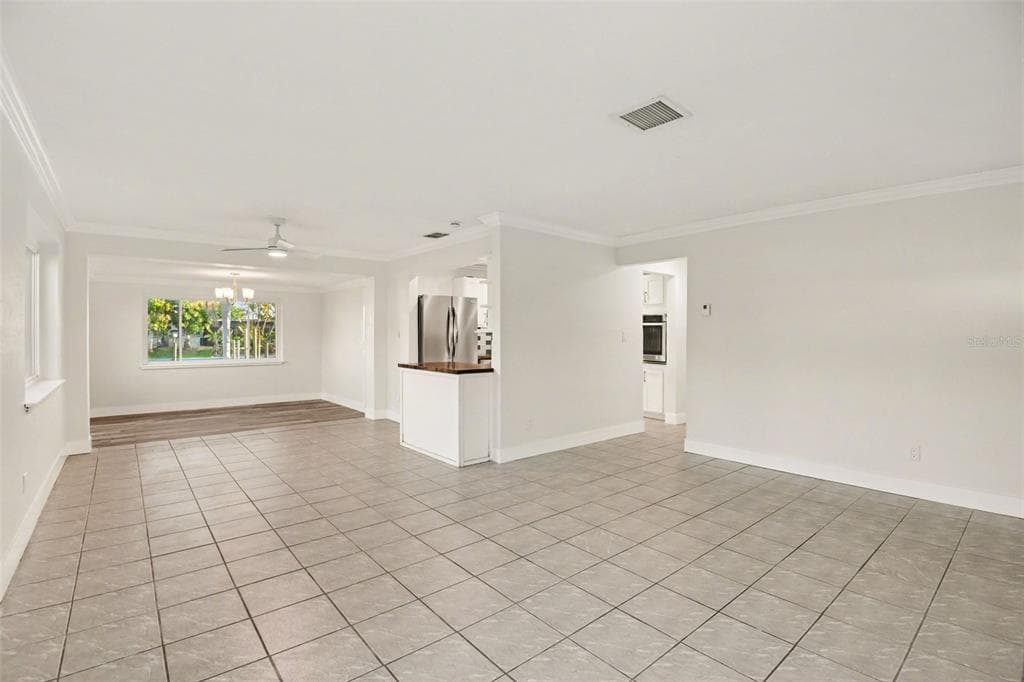 468 GRENIER DRIVE photo 8