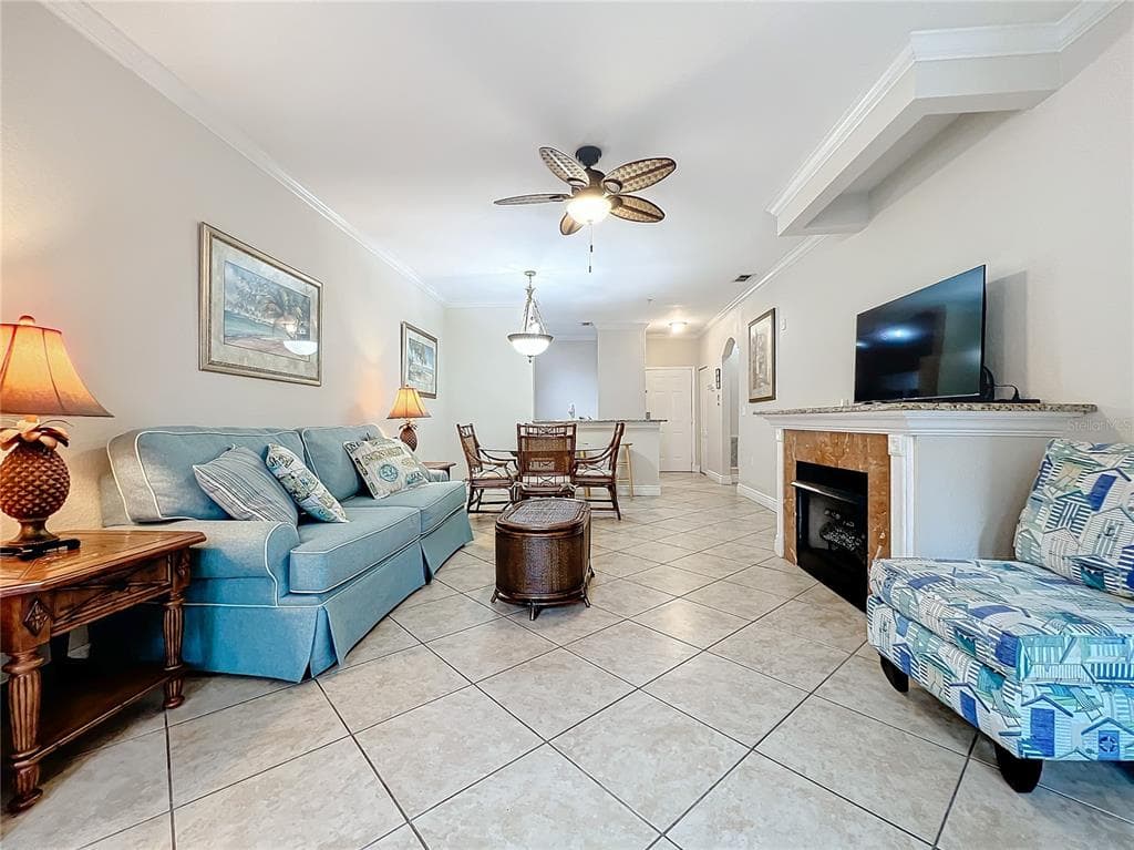 2724 VIA MURANO 615 photo 11
