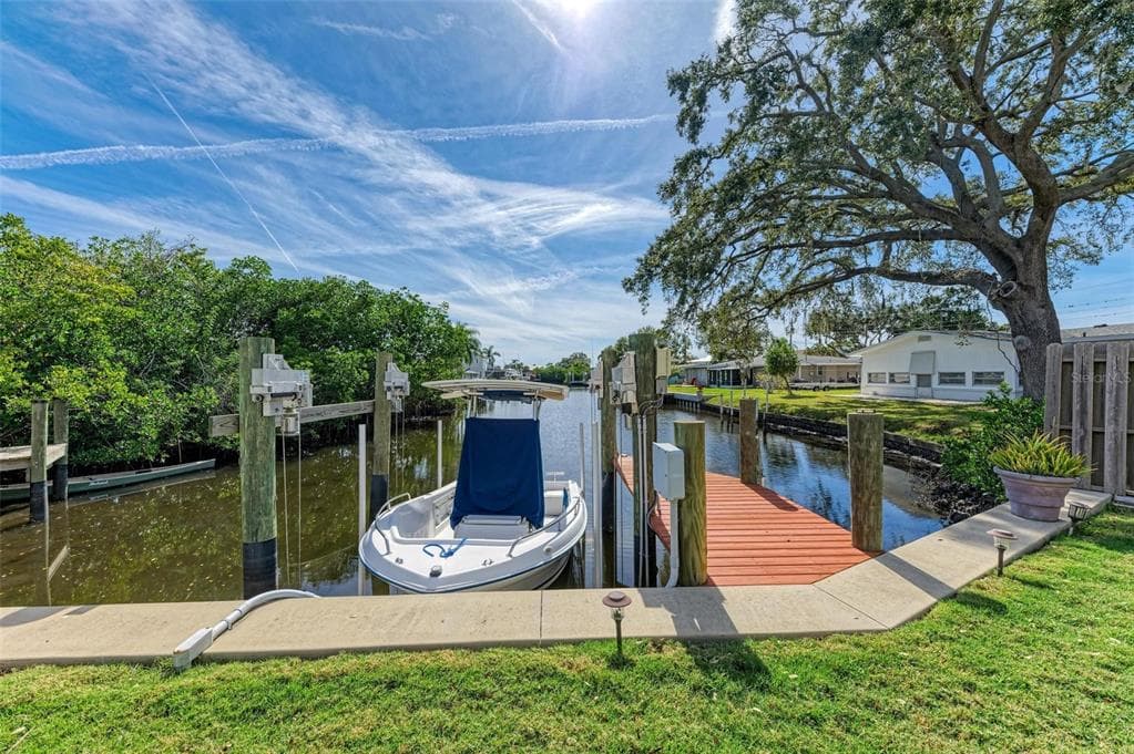 3311 WATER STREET photo 7